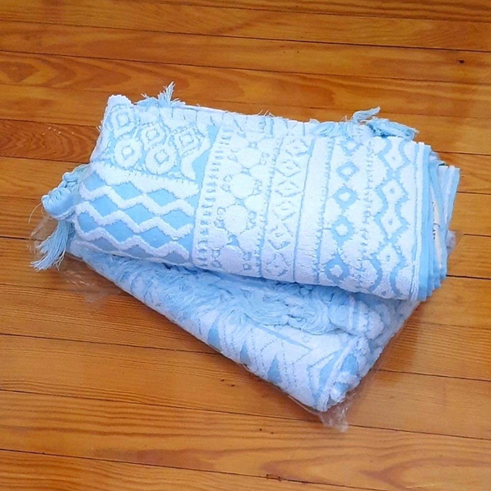 Set of two Anthropologie Bath Towels